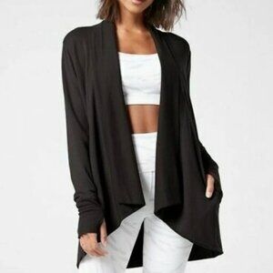 Athleta women M pranayama restore wrap open cardigan lagenlook athleisure black